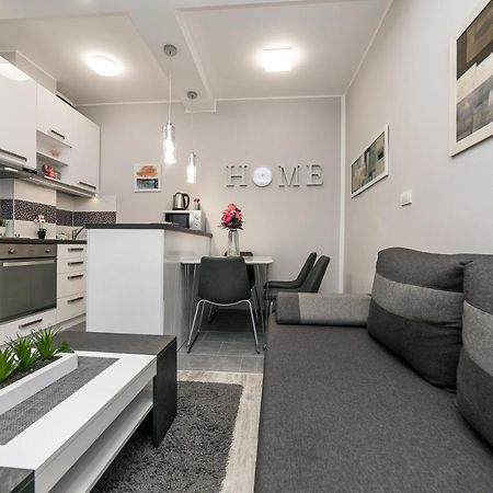 Gray Luxe Apartment Белград Екстериор снимка