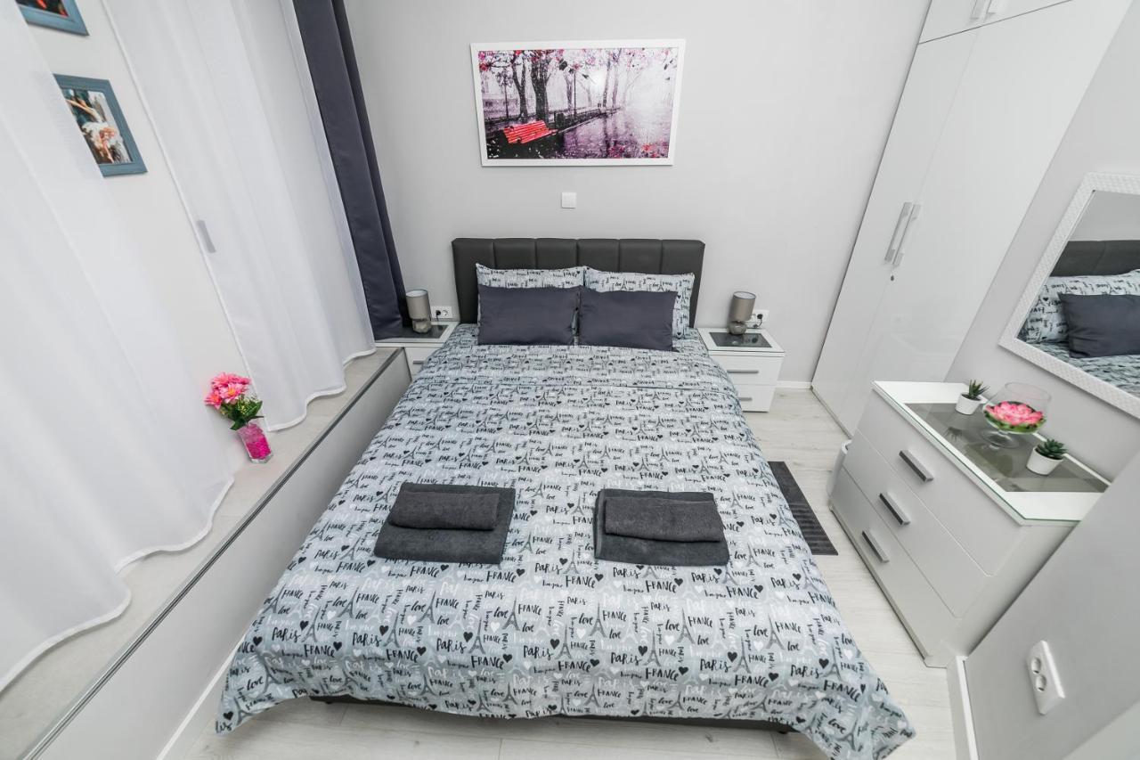 Gray Luxe Apartment Белград Екстериор снимка