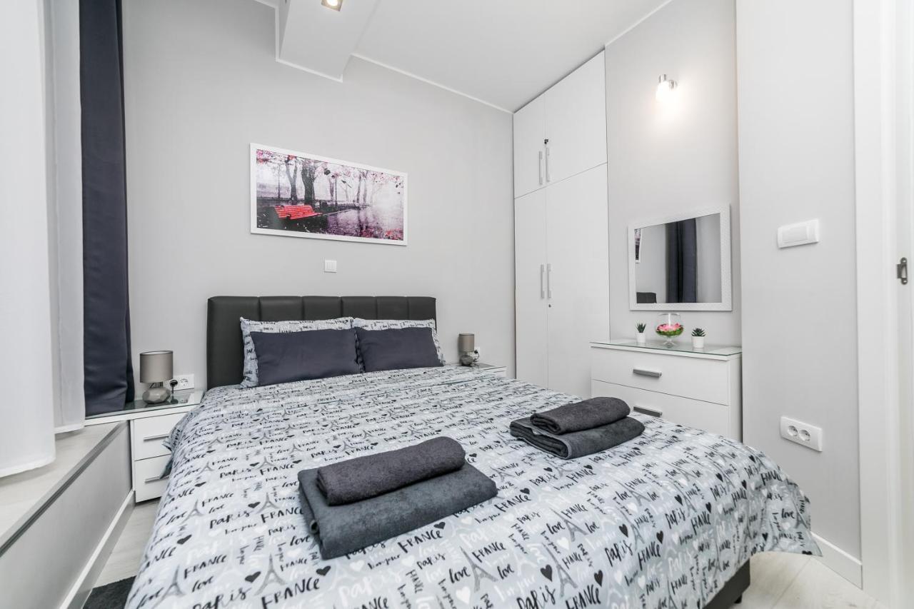 Gray Luxe Apartment Белград Екстериор снимка