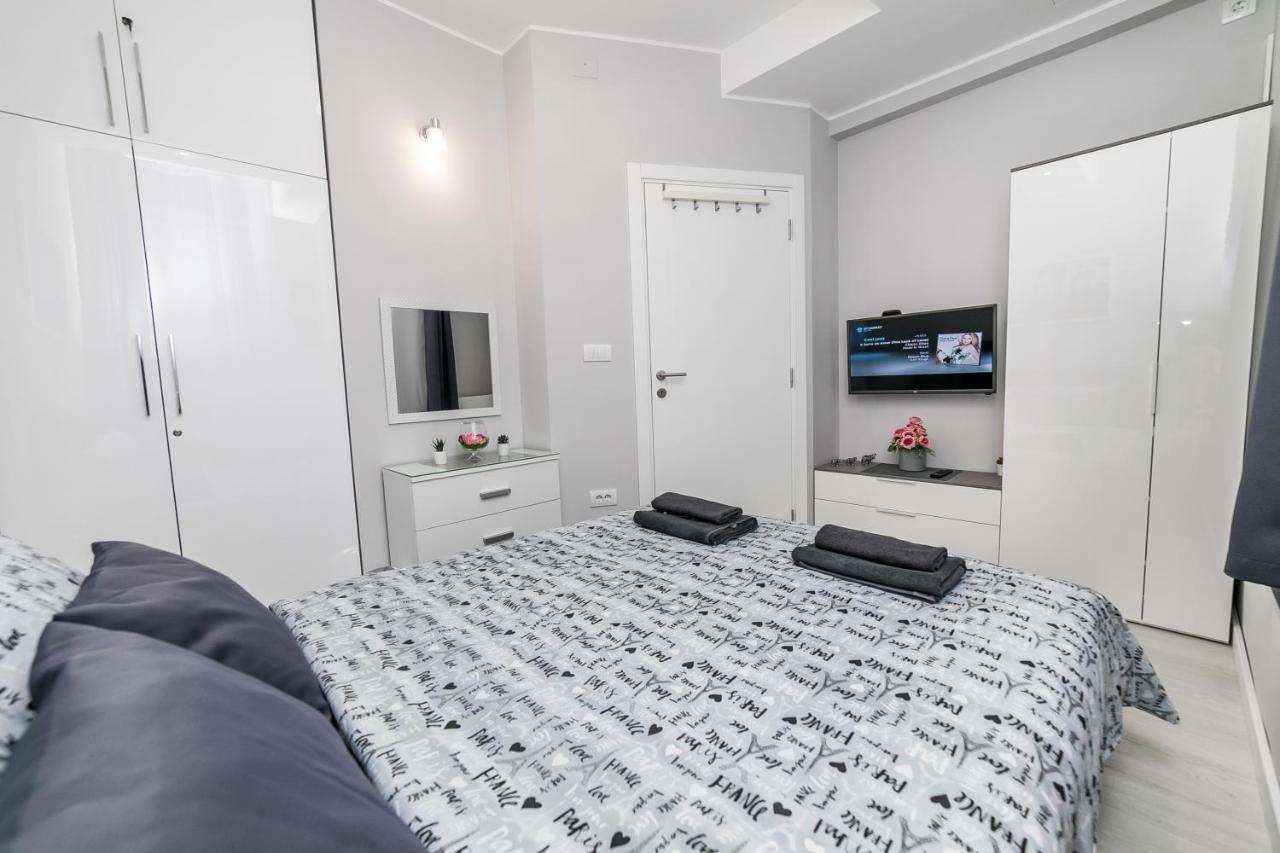 Gray Luxe Apartment Белград Екстериор снимка