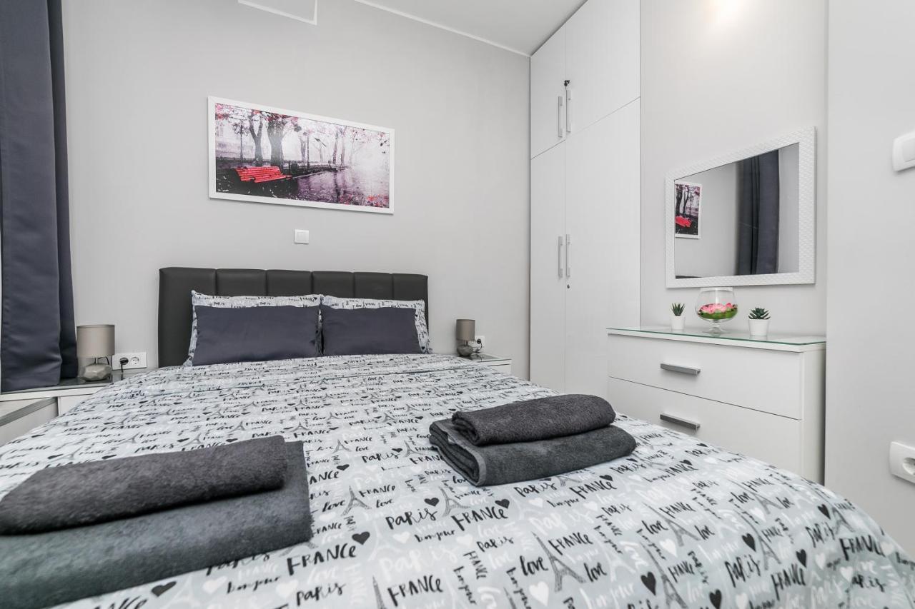 Gray Luxe Apartment Белград Екстериор снимка