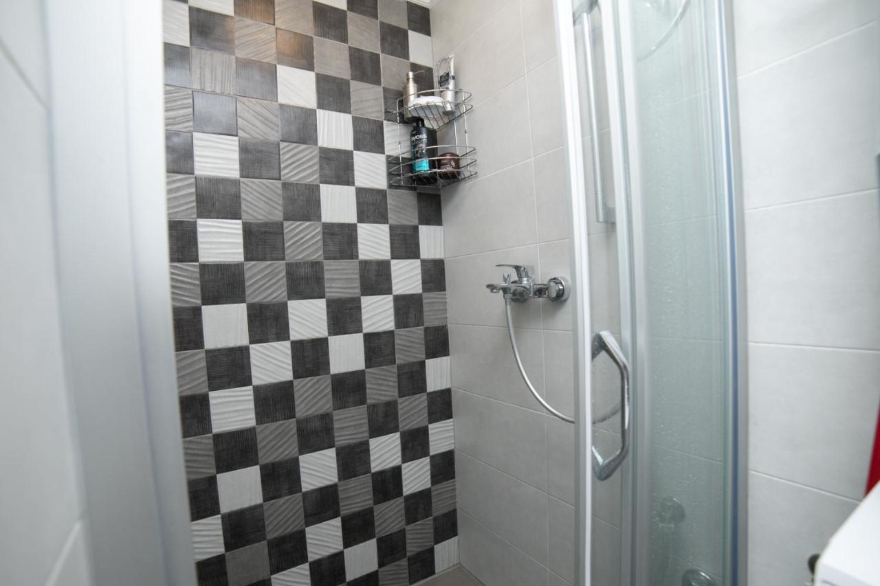 Gray Luxe Apartment Белград Екстериор снимка